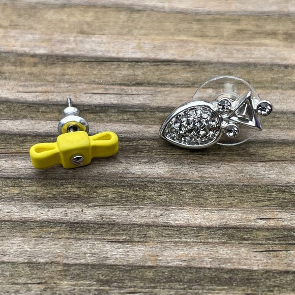 Marc Jacobs Earrings mix tone mismatch set Bow and Pineapple post Women Earrings - Picture 9 of 12